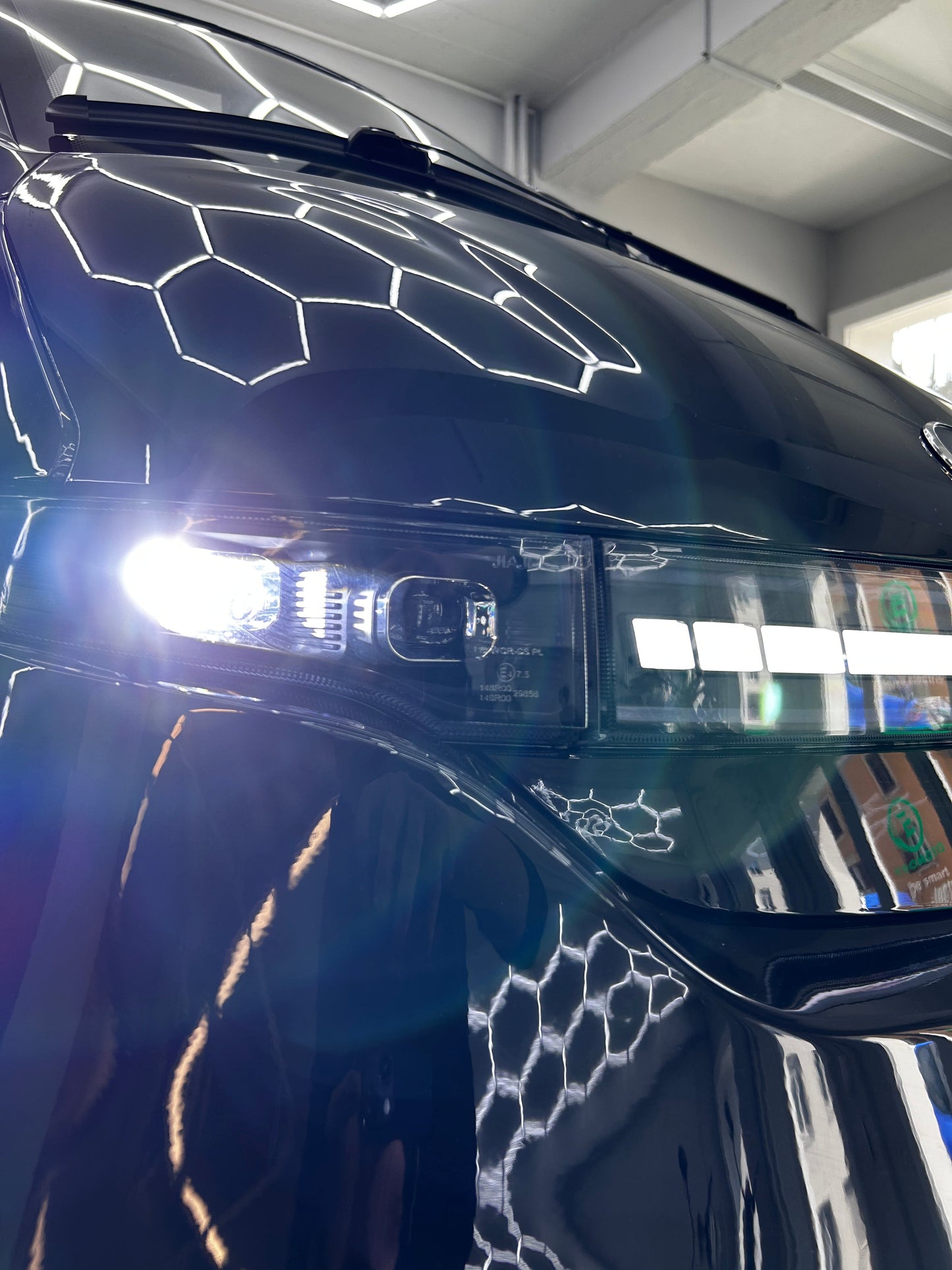 Esomoto I-Tango Elektromobil [Lenkrad]